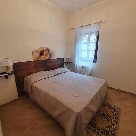 B&B Castrum Santopadre Buitenkant foto